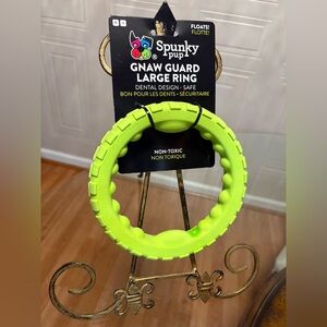 - Brand New Spunky Pup Gnaw Guard Large Ring.